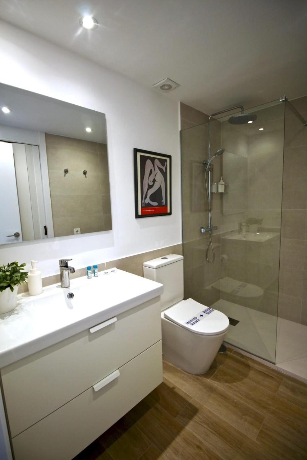 Apartment 1-bedroom With Spectacular Marina & Sea Views In Marbella